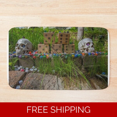 Le Studio Bath Mat Roll the Bones Monument